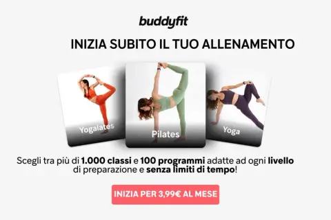 Donne in posizioni di yoga, pilates e yogalates. Scopri come lo yoga fa dimagrire con oltre 1000 classi su Buddyfit.